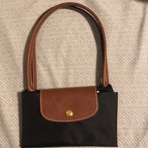 Small black Longchamp bag